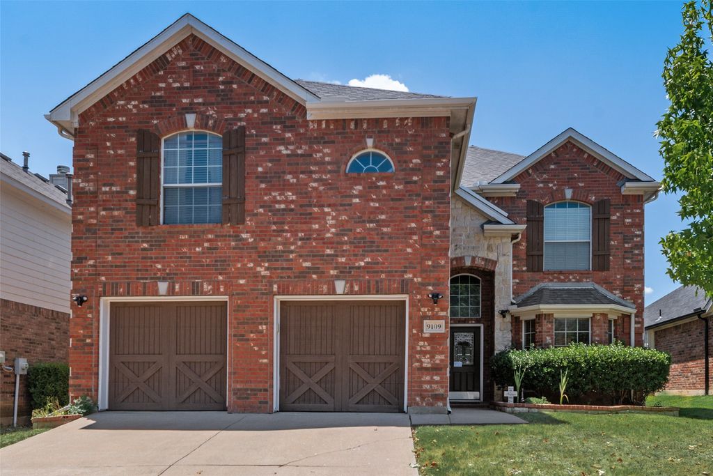 9109 Hawley Drive, Fort Worth, TX 76244