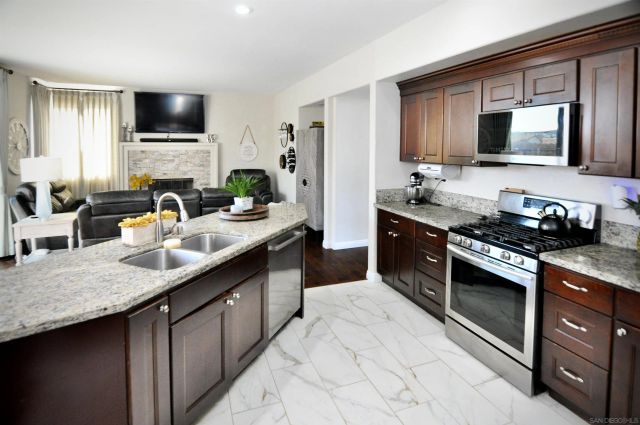 5005 Caspian, Oceanside, CA 92057