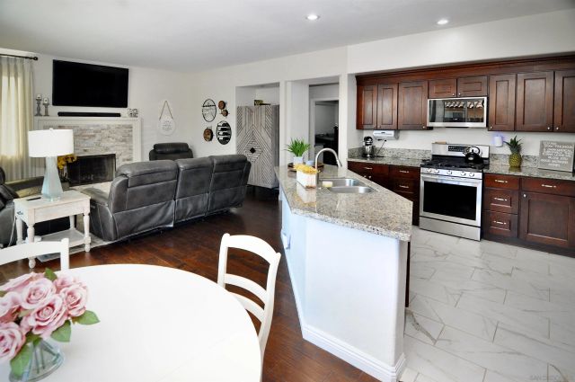 5005 Caspian, Oceanside, CA 92057