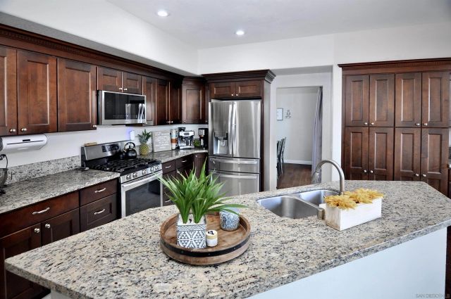 5005 Caspian, Oceanside, CA 92057