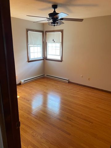 51 Beaumont Ave, Chicopee, MA 01013