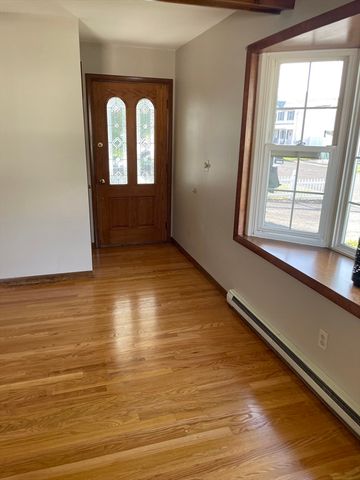 51 Beaumont Ave, Chicopee, MA 01013