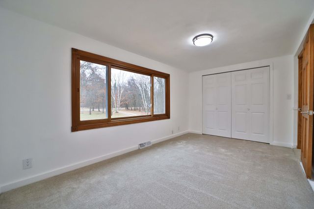 9413 Forest Heights Drive, Brainerd, MN 56401