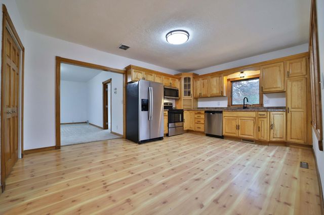 9413 Forest Heights Drive, Brainerd, MN 56401