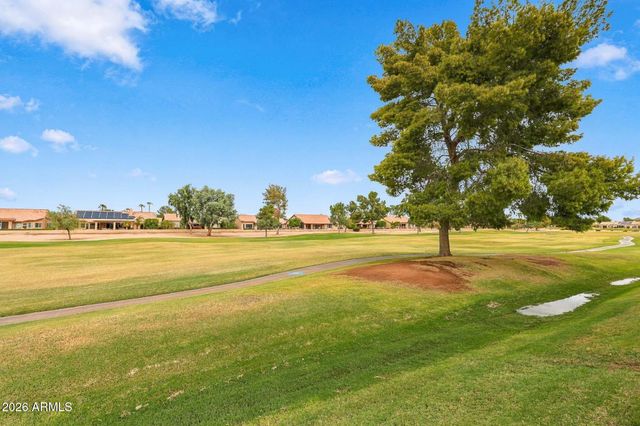 8462 W ROSEMONTE Drive W, Peoria, AZ 85382