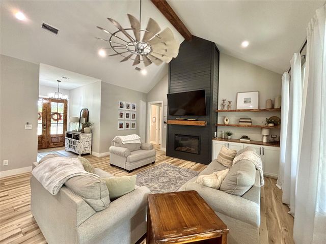 6540 Fm 3065, Colmesneil, TX 75938