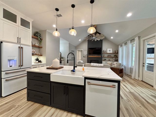 6540 Fm 3065, Colmesneil, TX 75938