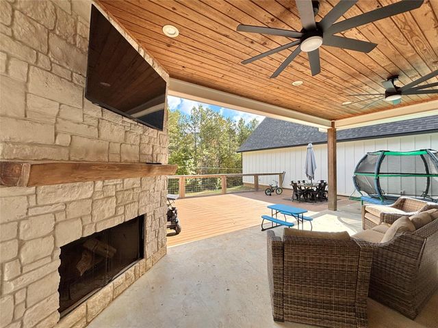 6540 Fm 3065, Colmesneil, TX 75938