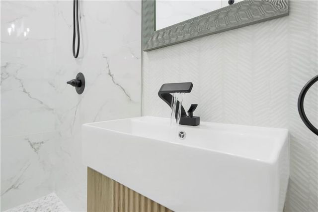 2926 Monterey Drive, Decatur, GA 30032