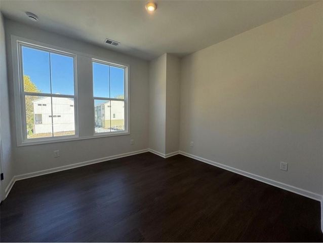 1393 Breezy SE Street 85, Atlanta, GA 30315