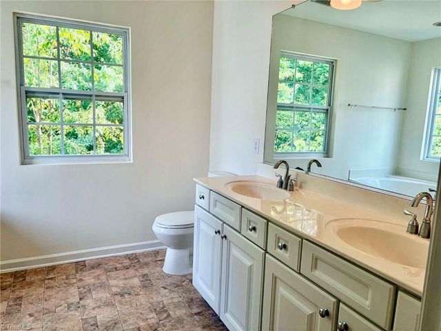 5268 Ivystone Lane, Winston-salem, NC 27104