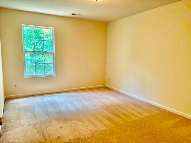 5268 Ivystone Lane, Winston-salem, NC 27104