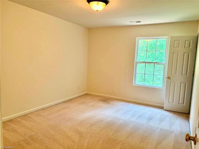5268 Ivystone Lane, Winston-salem, NC 27104
