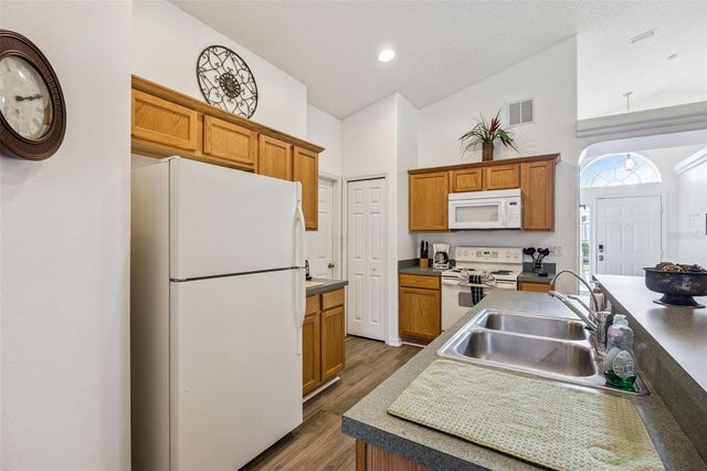 16649 ROLLING GREEN DRIVE, Clermont, FL 34714