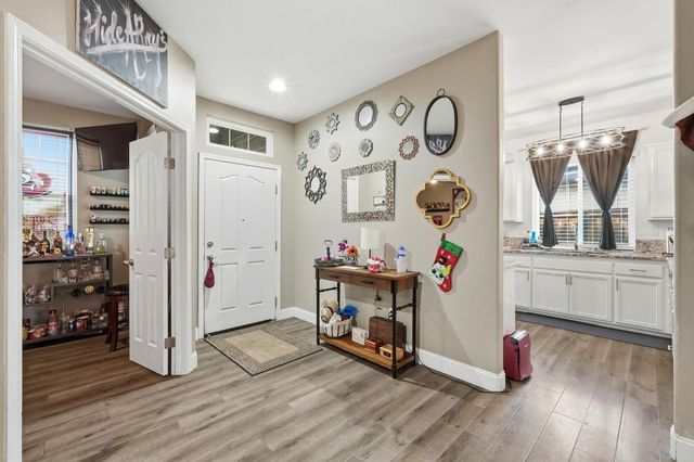 952 Mallard Ct, Lincoln, CA 95648