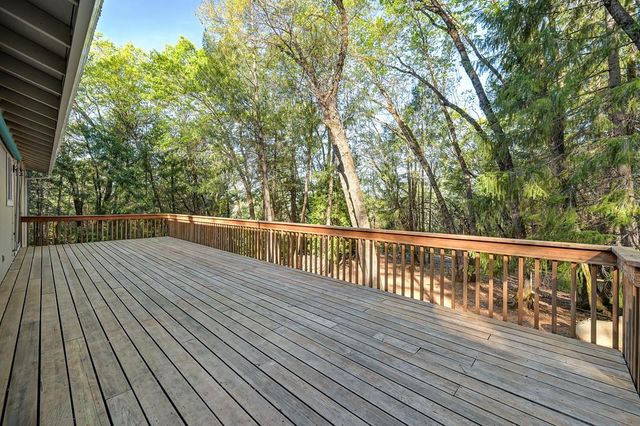 1033 R And R Pl, Colfax, CA 95713