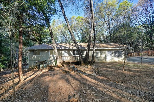 1033 R And R Pl, Colfax, CA 95713