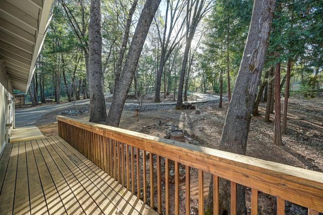 1033 R And R Pl, Colfax, CA 95713