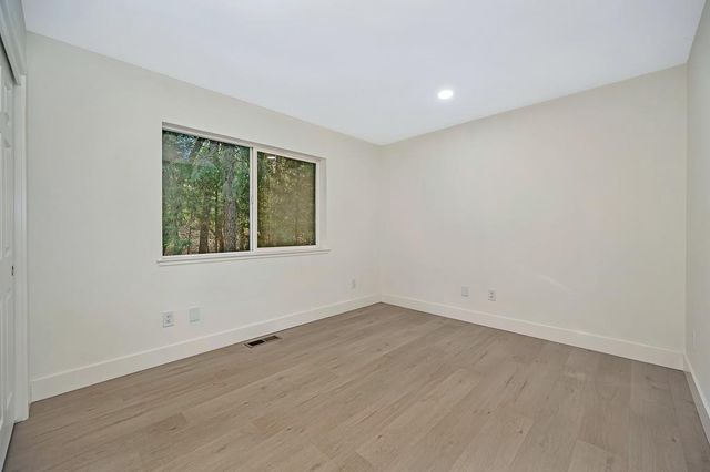 1033 R And R Pl, Colfax, CA 95713