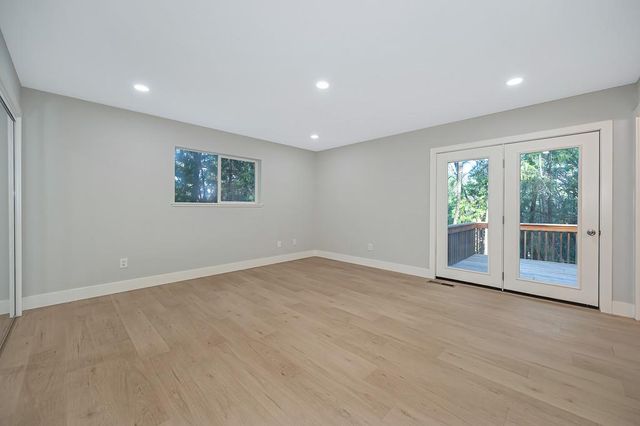 1033 R And R Pl, Colfax, CA 95713