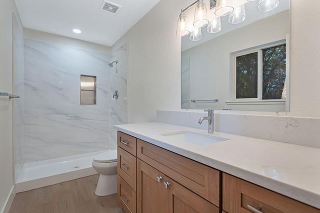 1033 R And R Pl, Colfax, CA 95713