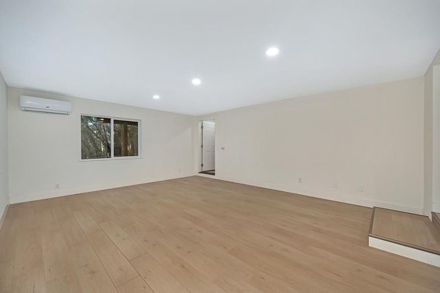 1033 R And R Pl, Colfax, CA 95713