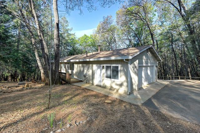 1033 R And R Pl, Colfax, CA 95713