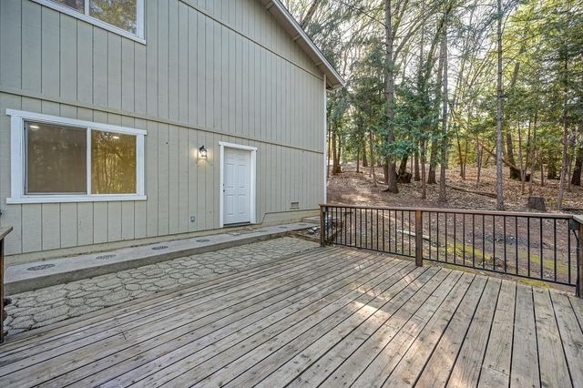 1033 R And R Pl, Colfax, CA 95713