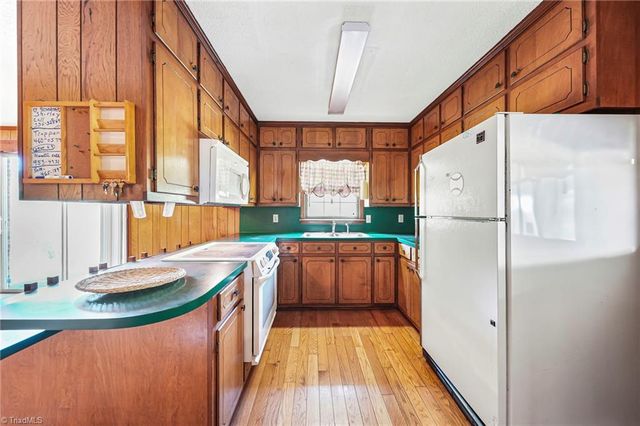 2318 Doul Mountain Road, Asheboro, NC 27205