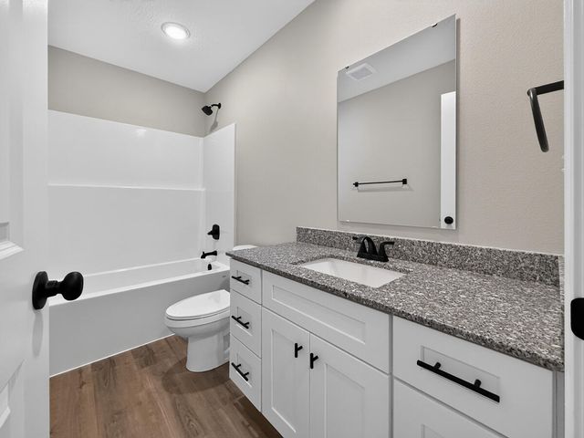 595 Bailiwick Drive, Rogersville, MO 65742