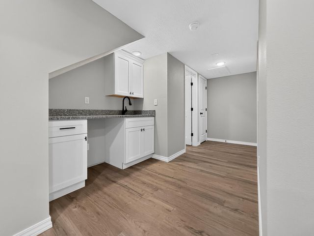 595 Bailiwick Drive, Rogersville, MO 65742