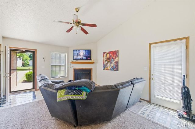 33 Fox Meadow Lane, Glen Carbon, IL 62034