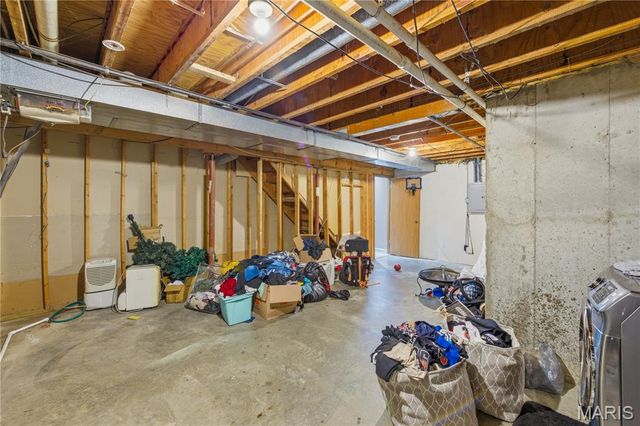 33 Fox Meadow Lane, Glen Carbon, IL 62034