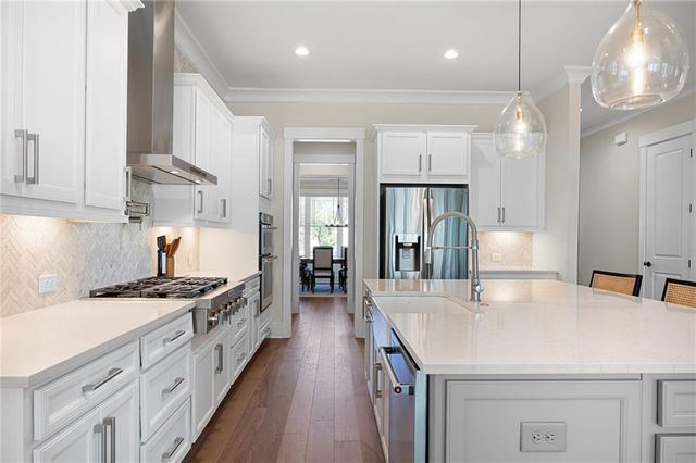 106 Summit View Court, Canton, GA 30114