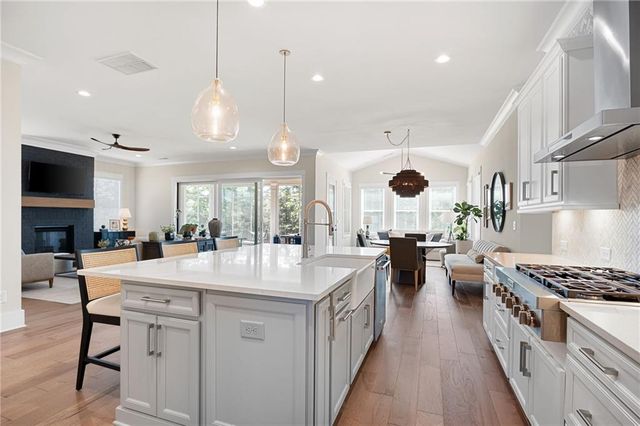 106 Summit View Court, Canton, GA 30114