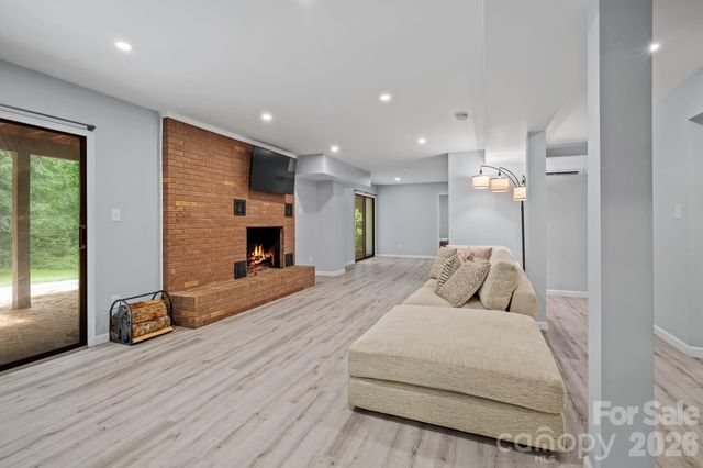 11 Grenadier Court, Candler, NC 28715