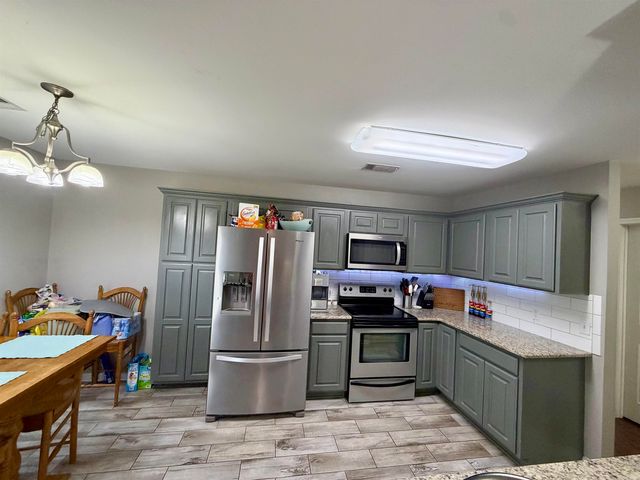 4151 Lonesome Oak Loop, Hensley, AR 72065