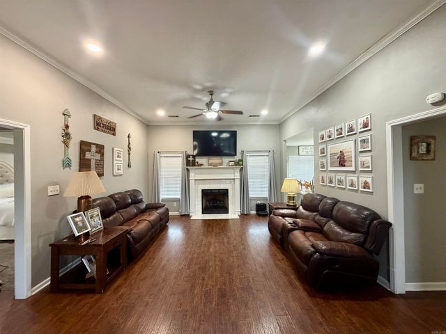 4151 Lonesome Oak Loop, Hensley, AR 72065