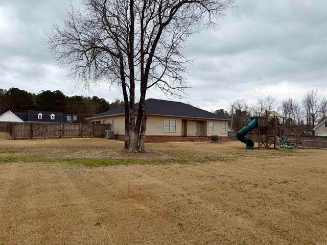 4151 Lonesome Oak Loop, Hensley, AR 72065