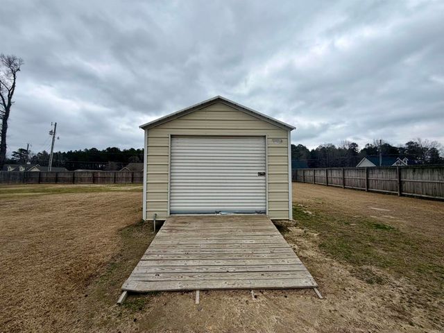 4151 Lonesome Oak Loop, Hensley, AR 72065