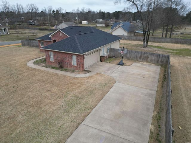 4151 Lonesome Oak Loop, Hensley, AR 72065