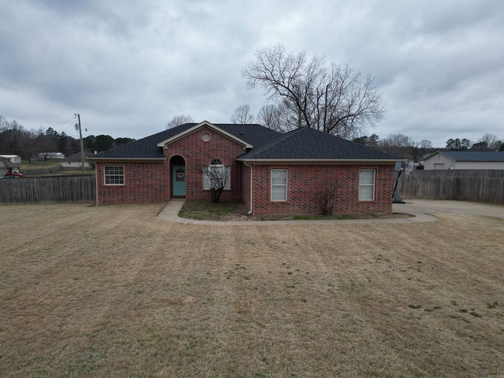 4151 Lonesome Oak Loop, Hensley, AR 72065