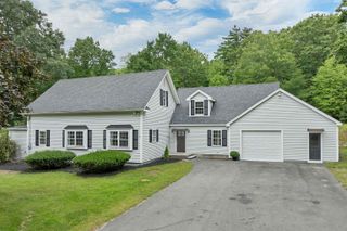 12 Kimball Road, Londonderry, NH 03053