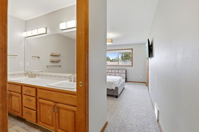 1609 S Newer Ln, Spokane Valley, WA 99037