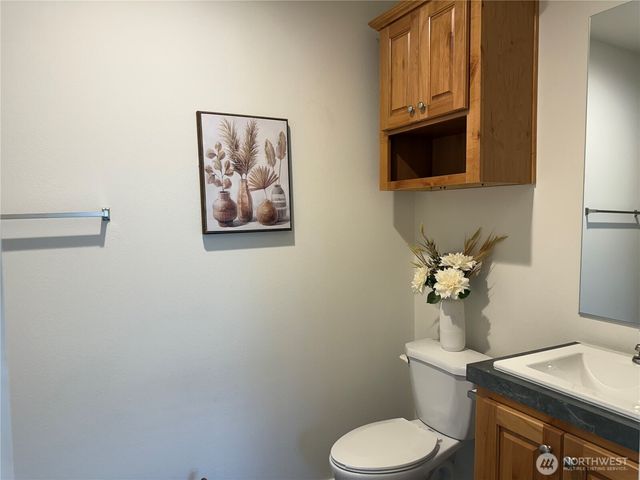 881 N Iris Avenue, Sequim, WA 98382