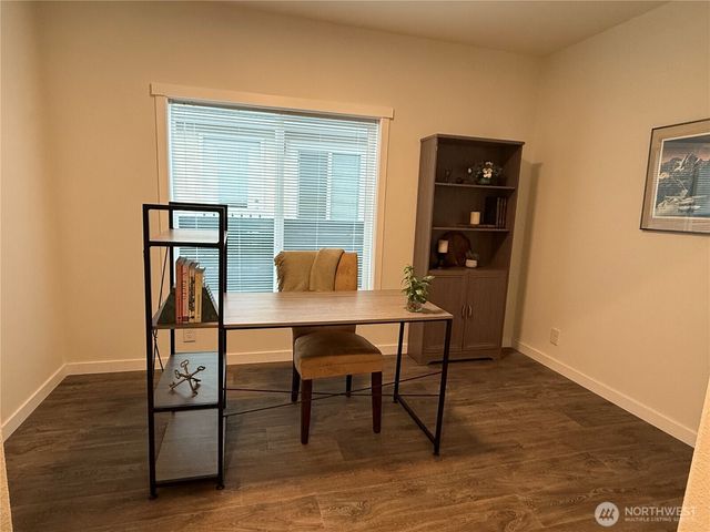 881 N Iris Avenue, Sequim, WA 98382