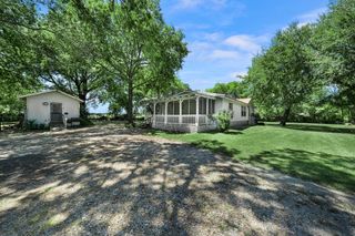 81 Spur 71, Sulphur Springs, TX 75482