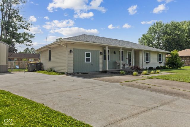 740 Linden Drive, Seymour, IN 47274