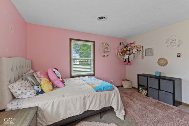 740 Linden Drive, Seymour, IN 47274