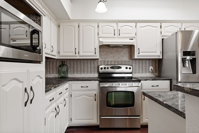 2801 Stoneridge Drive, Garland, TX 75044